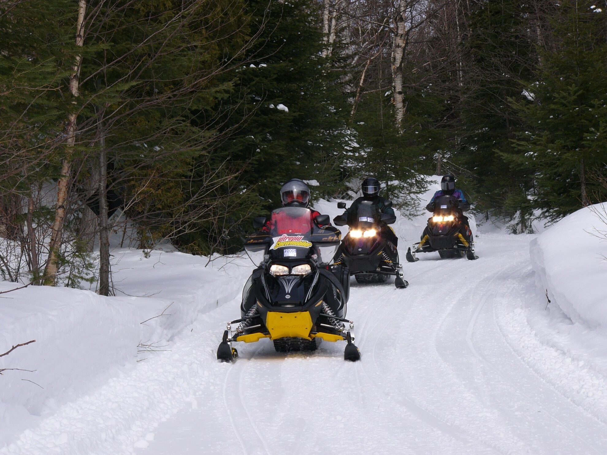 Snowmobile Ontario Canada Overview & Videos / Intrepid Snowmobiler