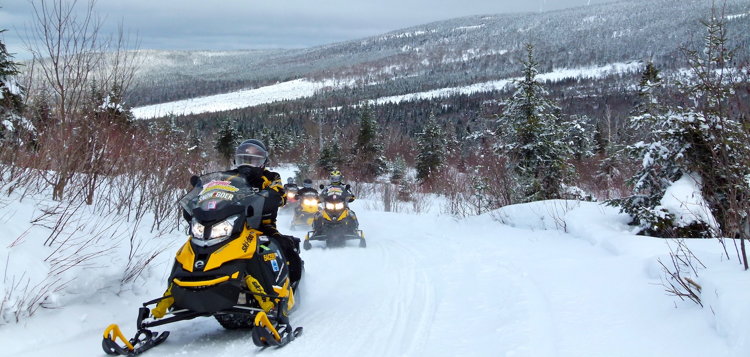 Snowmobile Chaudiere Appalaches Quebec Tour