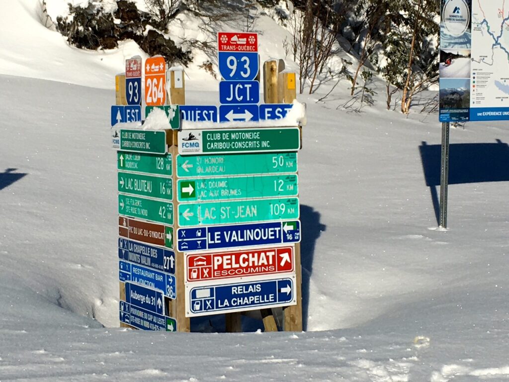 Good Snowmobile trail signs include intersection numbers
