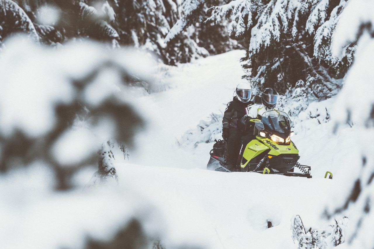 snowmobile helmet 2 way radio